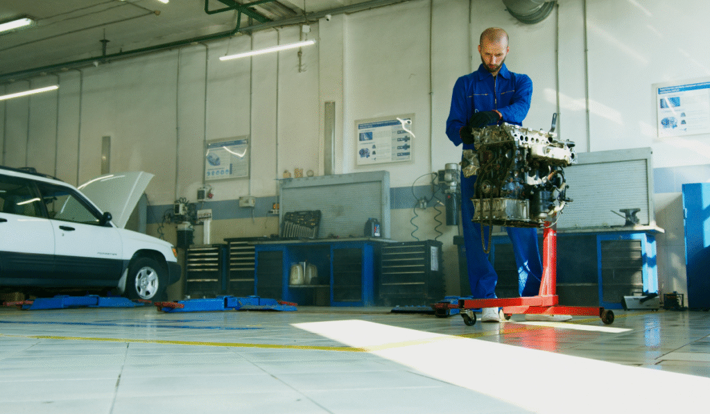 mecânico de oficina pequena